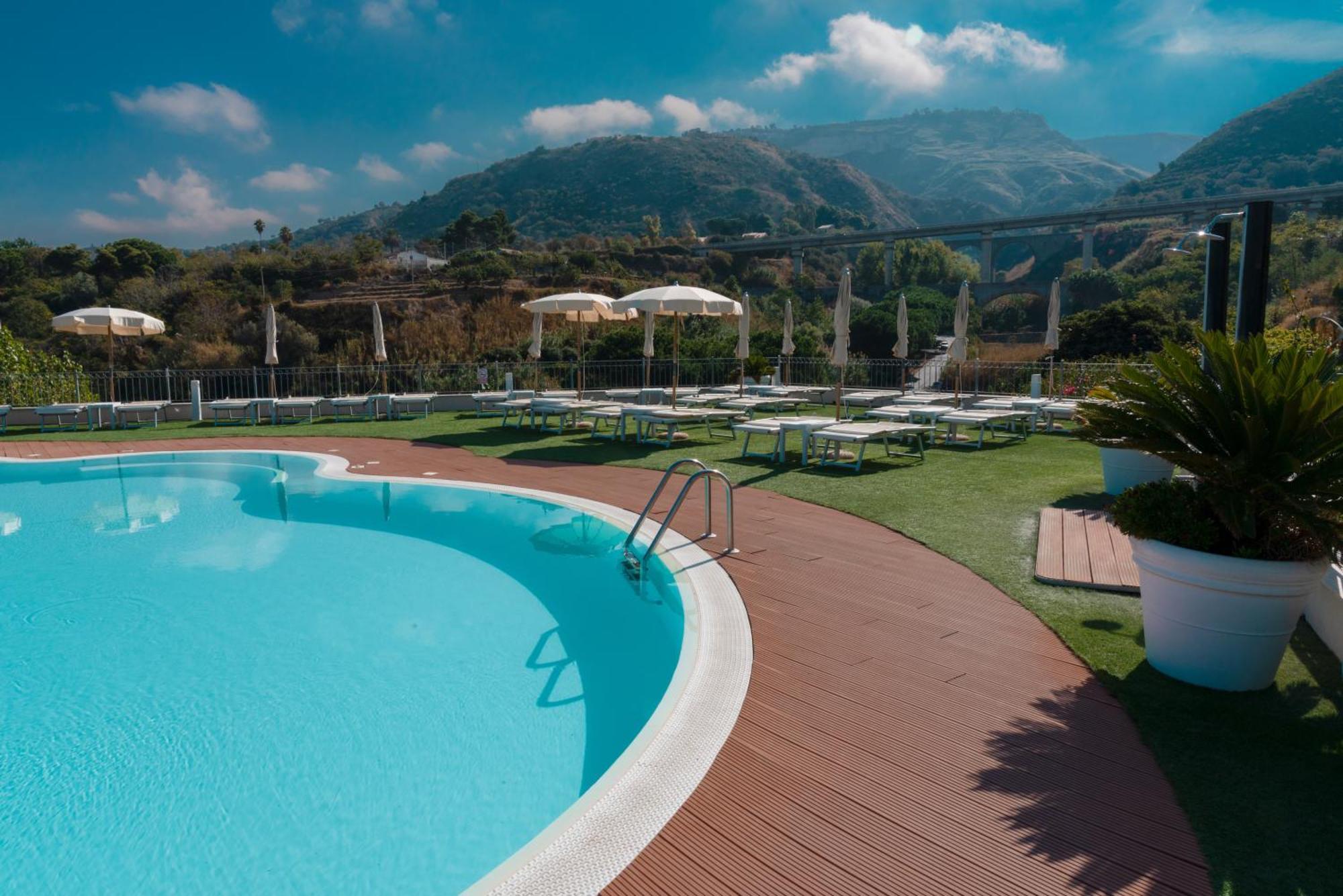 Residence New Paradise Tropea Eksteriør billede